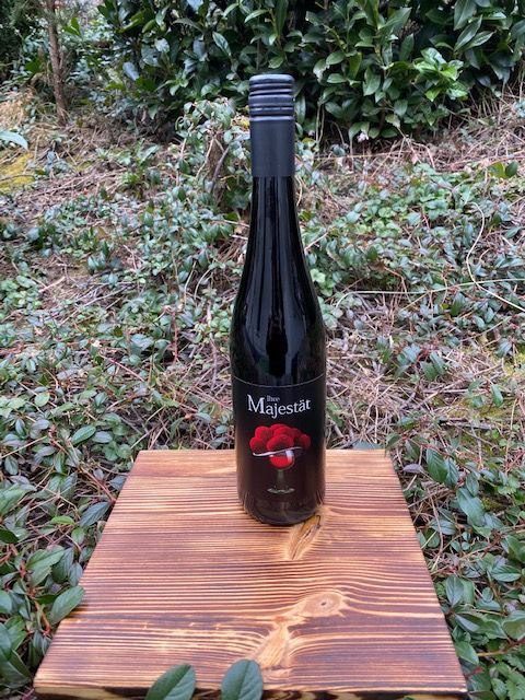 Schwarzwald Rotwein  "Ihre Majestät"